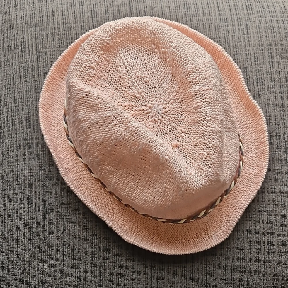 N/A chic pink